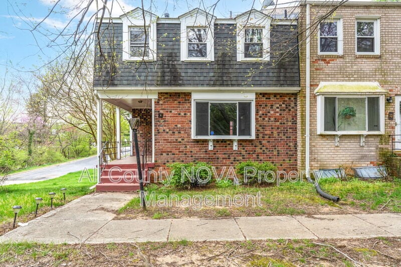 Primary Photo - 50 Old Enterprise Rd