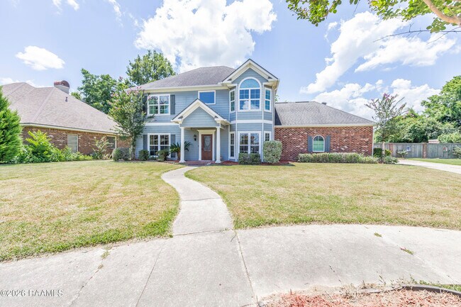 Foto del edificio - 300 Oak Hollow Dr