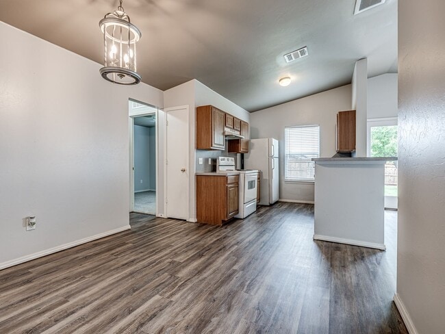 Foto del edificio - Charming Home in Edmond + Edmond Schools