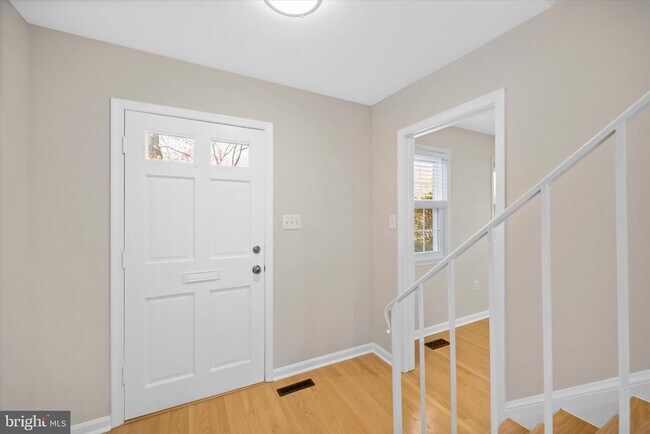 Foto del edificio - 3221 Adams Ct