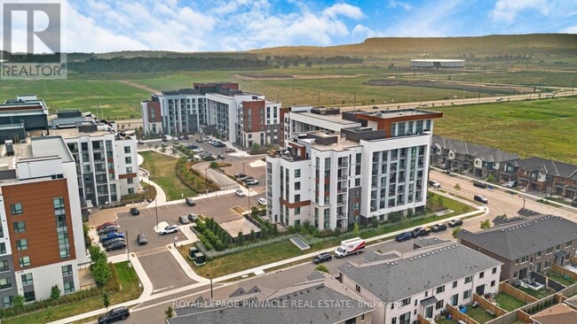 Building Photo - 460 Gordon Krantz Ave