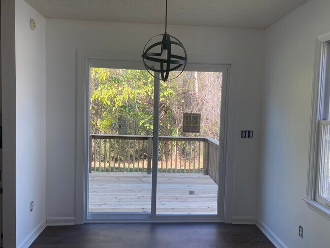 Building Photo - 4203 Hope Valley Ln