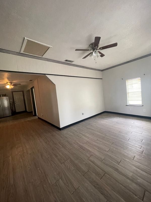 Building Photo - 119 Palm Oak Dr