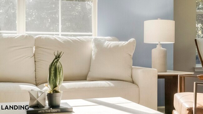 Foto del edificio - 100 Peyton Pl SW