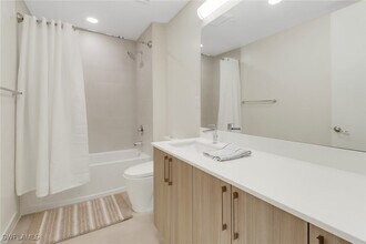 Building Photo - 26589-610 Rosewood Pointe Dr
