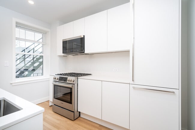 Foto del edificio - 19A Forest St. Unit 32