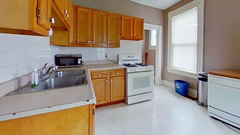 Primary Photo - 1234 Highland St