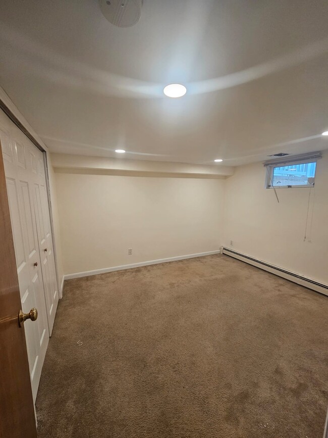 Building Photo - 1 Gildo Pl