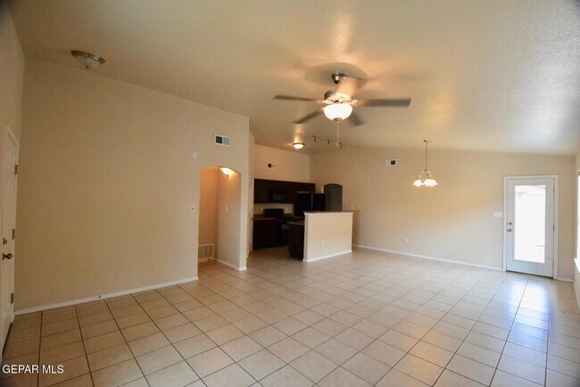 Building Photo - 14229 Otter Point Ct