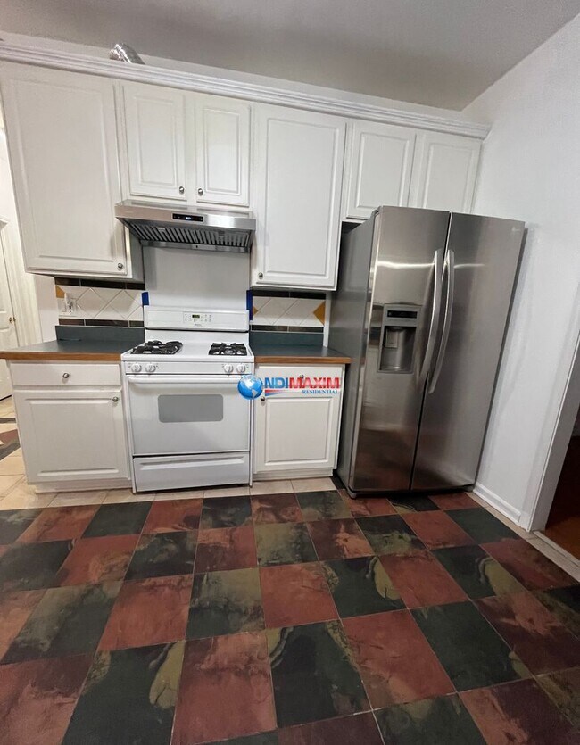 Foto del edificio - 4066 Parkway Cir NW
