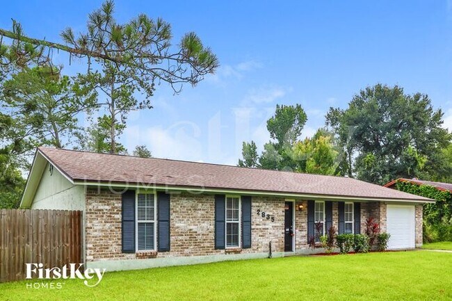 Building Photo - 2835 Tanglewood Blvd