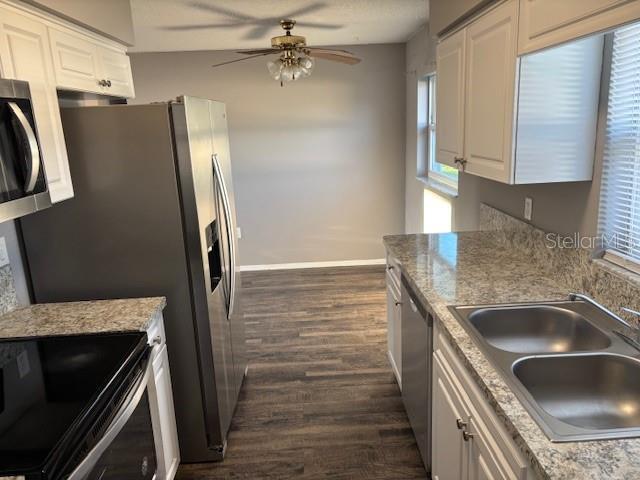 Building Photo - 13233 Grand Terrace Dr