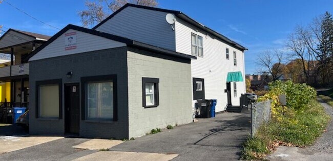 Foto del edificio - 205 Cherry St