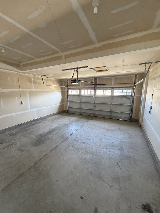 Foto del edificio - 9518 Royal Tern Dr
