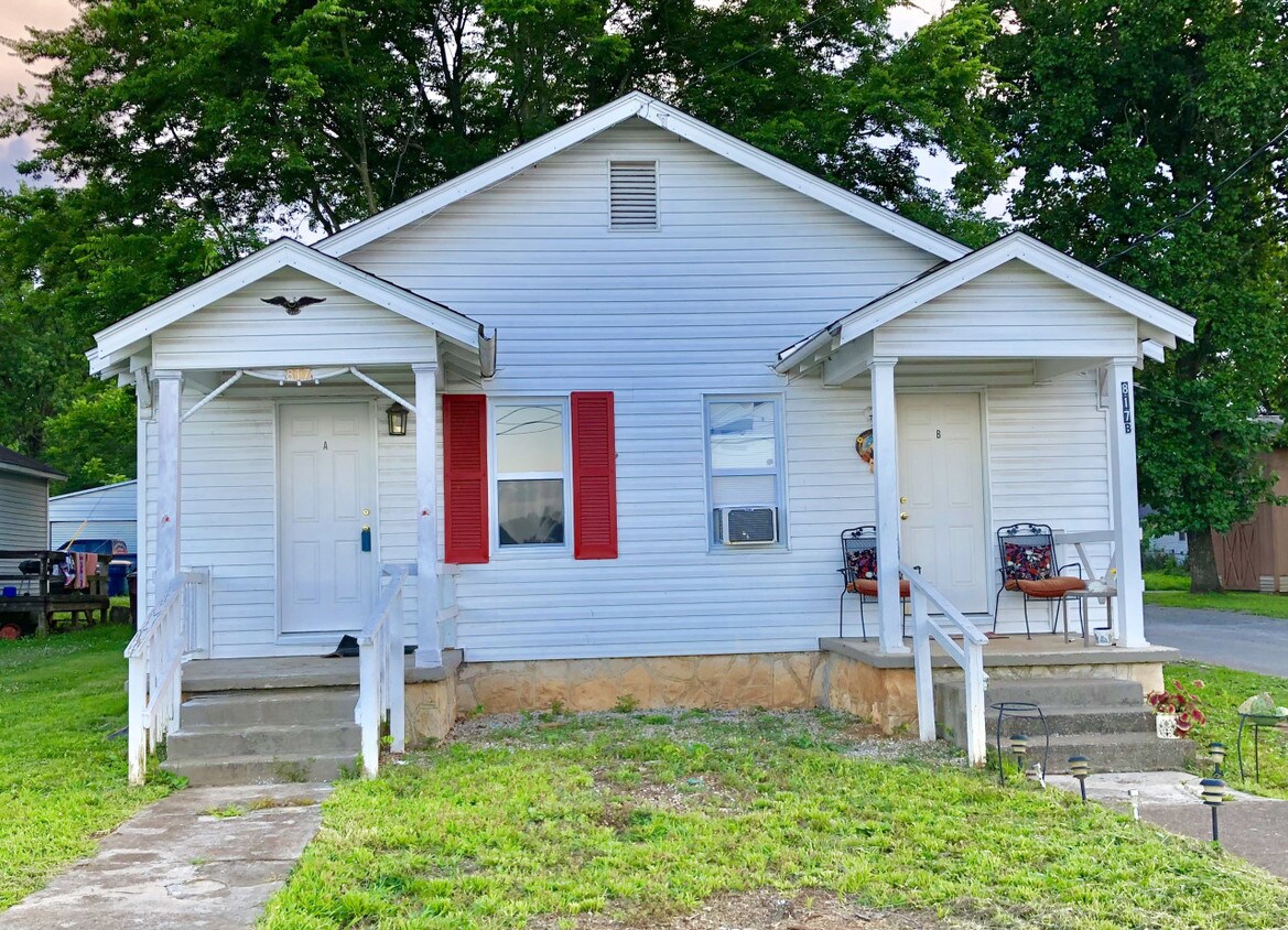 Primary Photo - 817 Church St.