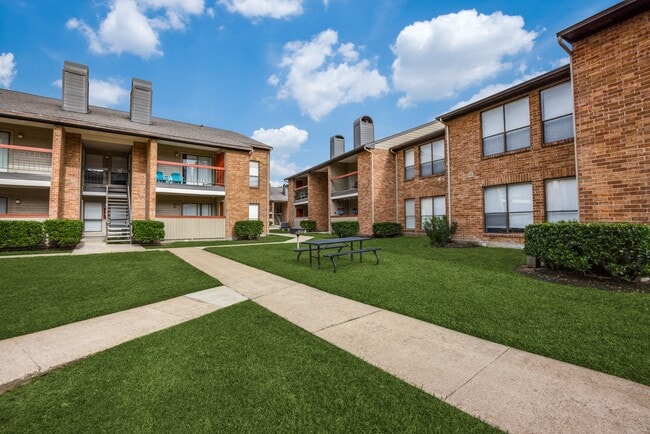 Building Photo - Veridian at Clear Lake