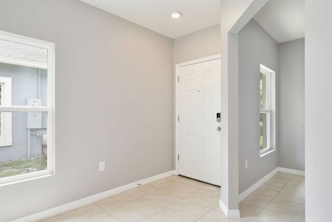 Foto del edificio - Move-In Ready 2BR/2BA Villa with Den + 2-Car Garage | Lake Nona Adjacent | Suncrest at St. Cloud