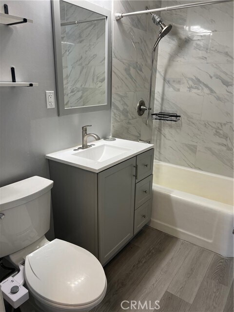 Foto del edificio - 4422 48th St
