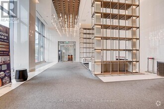 Building Photo - 8-S2408 Olympic Gdn Dr