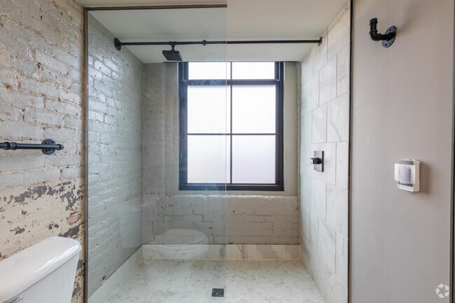Ducha amplia - The Lofts on Jefferson