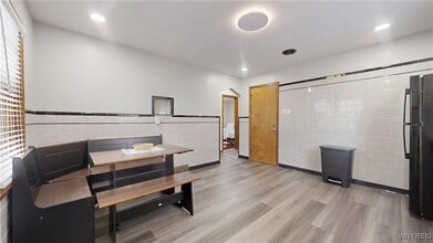 Building Photo - 532 16th St