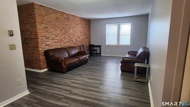 Building Photo - 18 Townley St