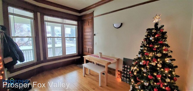 Foto del edificio - 114 W Irving Ave