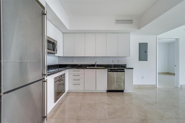 Foto del edificio - 92 SW 3rd St