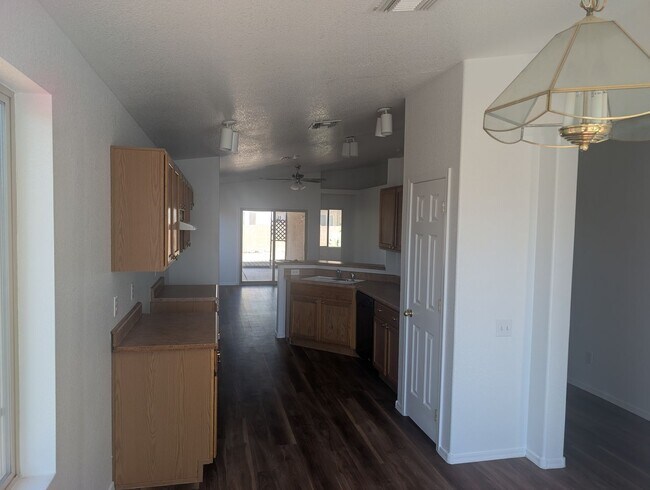 Foto del edificio - Great Northwest Tucson Area Location