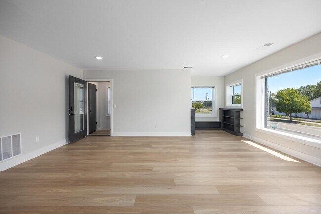 Foto del edificio - 501.5 W 17th St