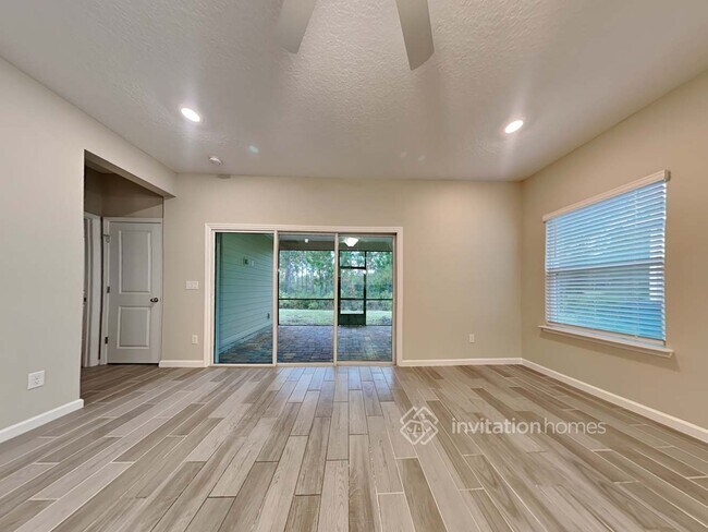 Building Photo - 9986 Lemon Grass Ln