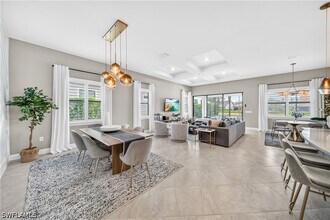 Building Photo - 19649 Aqua View Ln