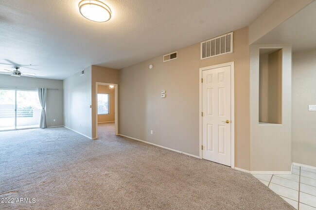 Foto del edificio - 7401 W Arrowhead Clubhouse Dr