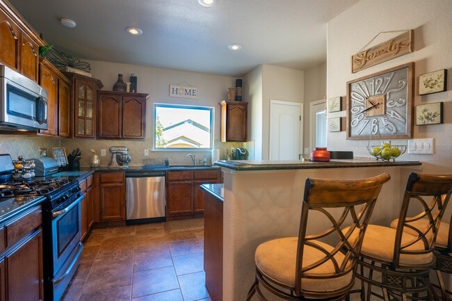 Building Photo - 14311 Early Morn Ave