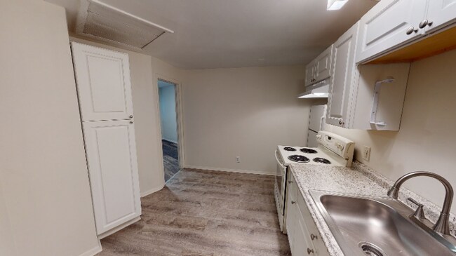 Foto del edificio - 10 Belchertown Rd