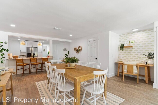 Building Photo - 4 br, 2.5 bath House - 167 Markon Blvd