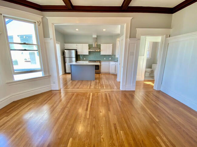 Foto del edificio - Charming Dolores Park Flat w/ City Views, ...