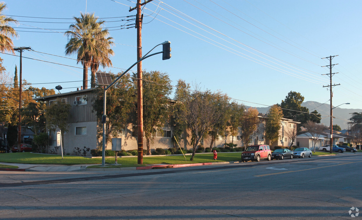 Foto del edificio - 1124 W Angeleno Ave