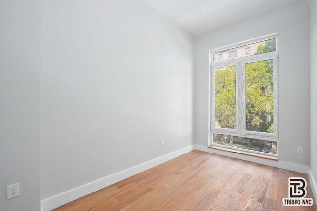 3 bedroom in Brooklyn NY 11206 - 3 bedroom in Brooklyn NY 11206 Townhome