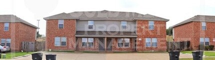 Building Photo - 3704 Malibu Ln