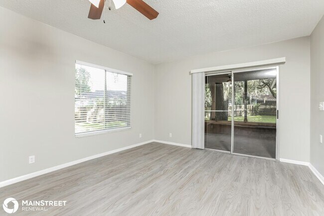 Building Photo - 105 Whispering Pines Ct