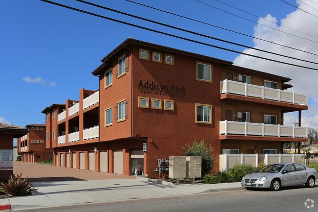 Foto del edificio - Addisyn Park Apartments-National-city