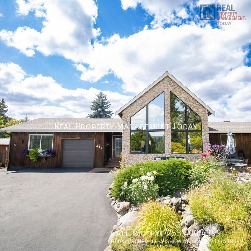 Foto principal - 212 Dow Ridge Dr N