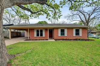 Building Photo - 8301 Franwood Ln