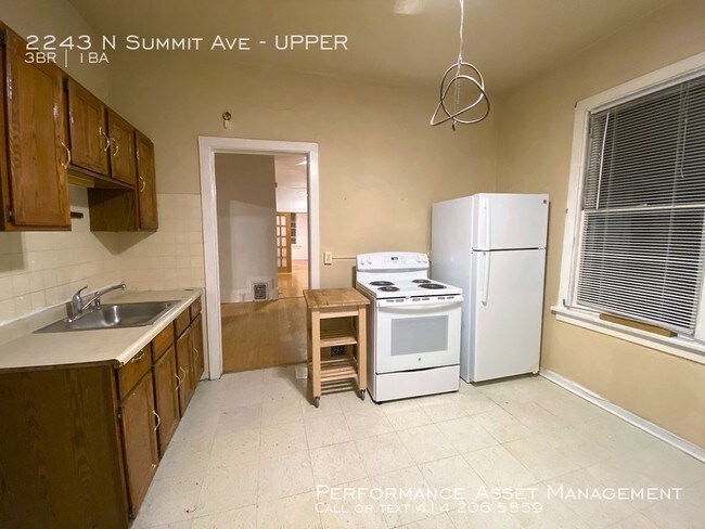 Foto del edificio - 2243 N Summit Ave