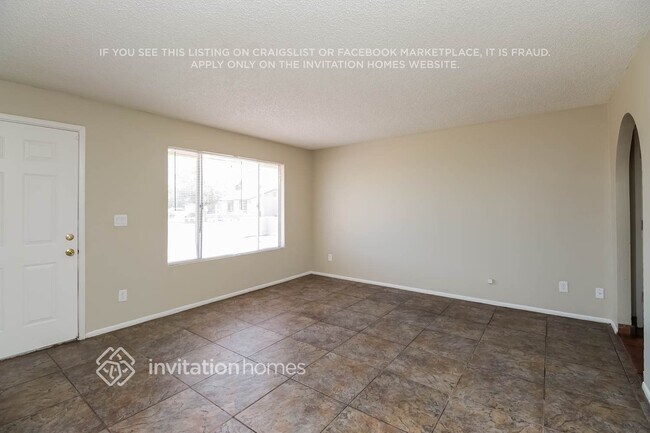 Foto del edificio - 5164 W Berkeley Rd