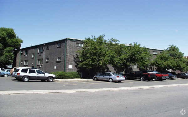 Building Photo - 2101 S Depew St