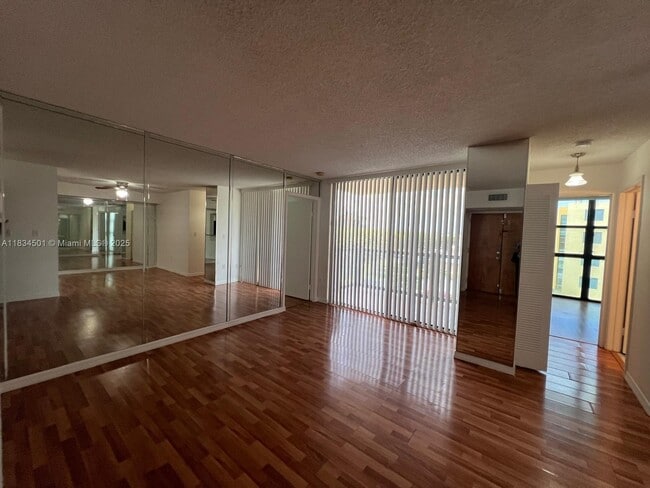 Foto del edificio - 11790 SW 18th St