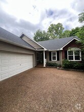 Building Photo - 1067 Meandering Way
