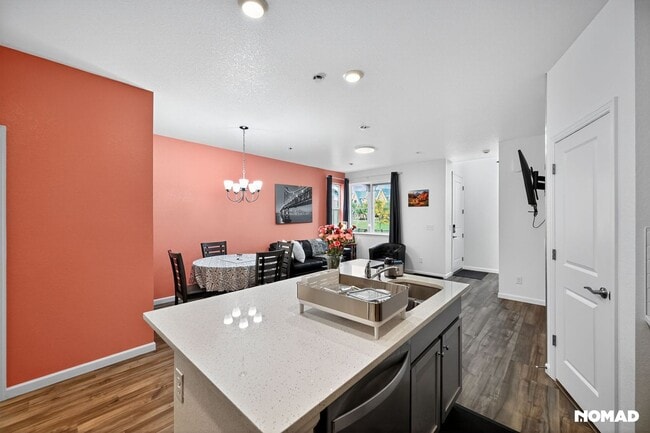 Foto del edificio - 18201 French Creek Ave